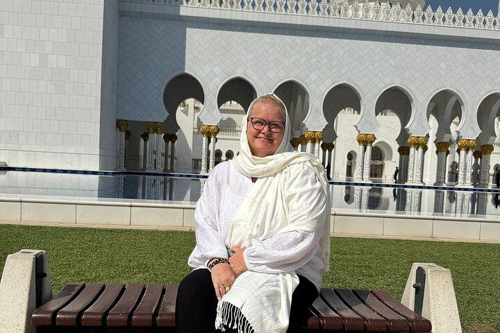 Excursion d'une demi-journée à Abu Dhabi avec entrée express à la Grande Mosquée