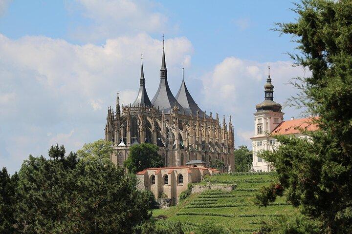 Rundtur från Prag till Kutna Hora med katedral och benkyrka