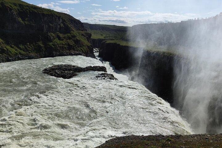 Reykjavík, Islandia : Golden Circle Express Minibús Grupo pequeño 6h