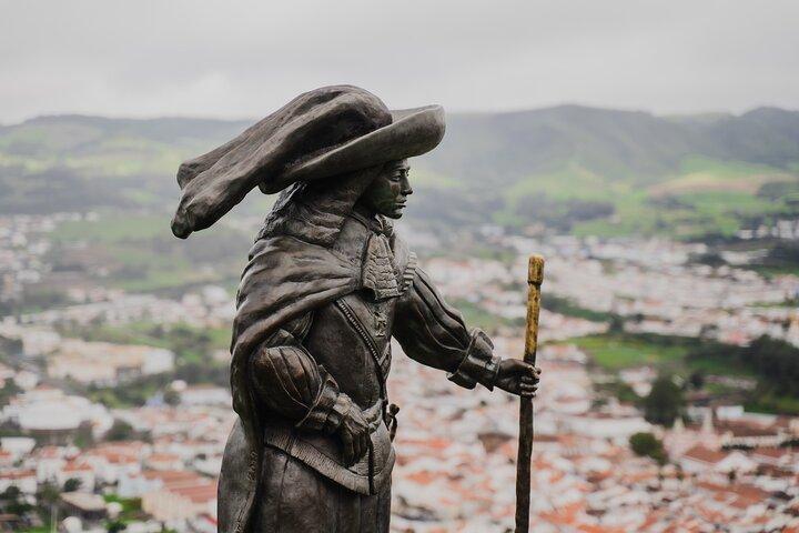 De Angra: Tour de meio dia da Ilha de Terceira (Tour Compartilhado)