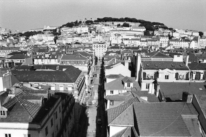 Lisbon's Heart : A 2 - Hour Slow-Paced Walk (No Hills!