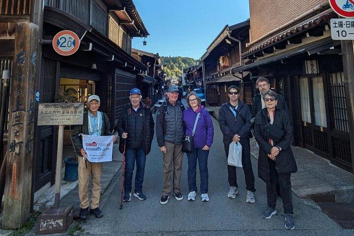 金沢発 白川郷・高山満喫日帰りツアー