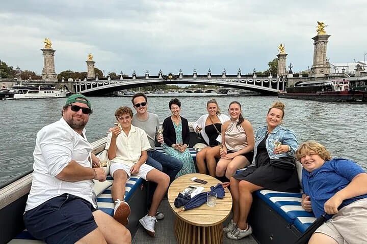 Seine River Sightseeing Cruise and Hop-On Hop-Off Options