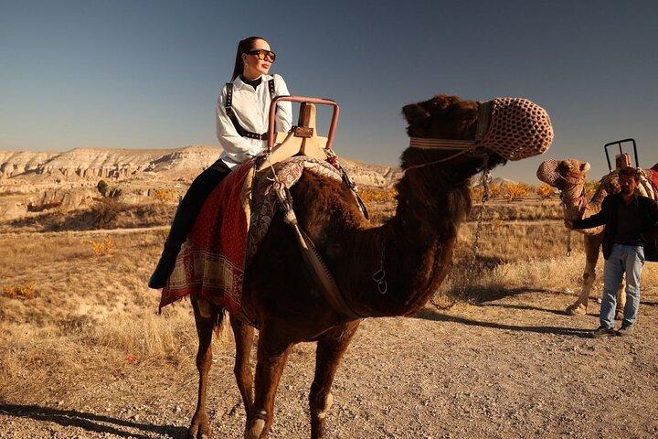 Balade à dos de chameau en Cappadoce