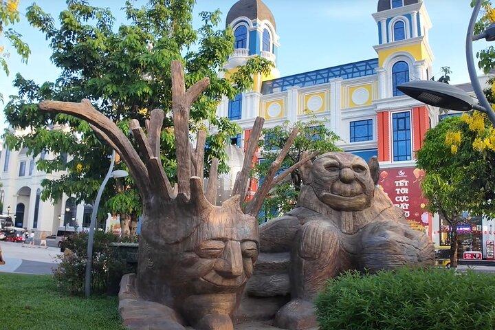 Phu quoc Grand World option Teddy bear Gondola boat Quintessence