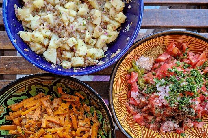 観光レストランではないアトラスで家庭料理体験