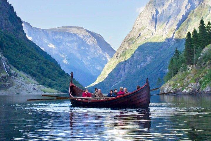 Bergen : Wikingerdorf & UNESCO-Fjordfahrt ab Flåm