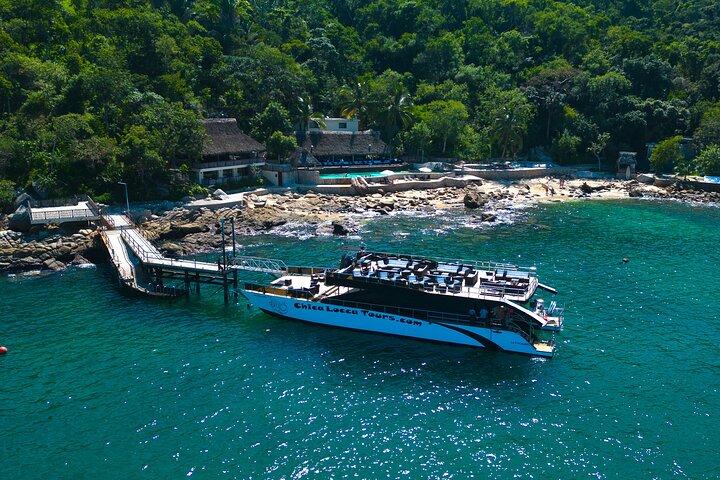 Mega Katamarane ALL INCLUSIVE Remote Paradise Beach Abenteuer