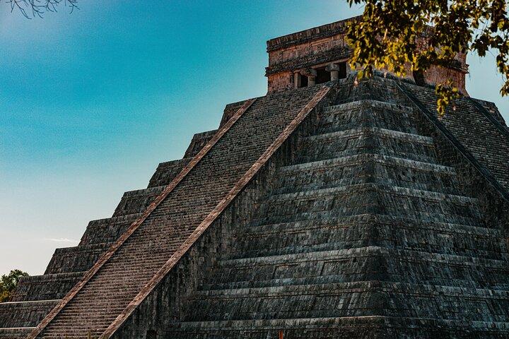Merida: Chichen Itza, Izamal och Cenote med lunch och upphämtning