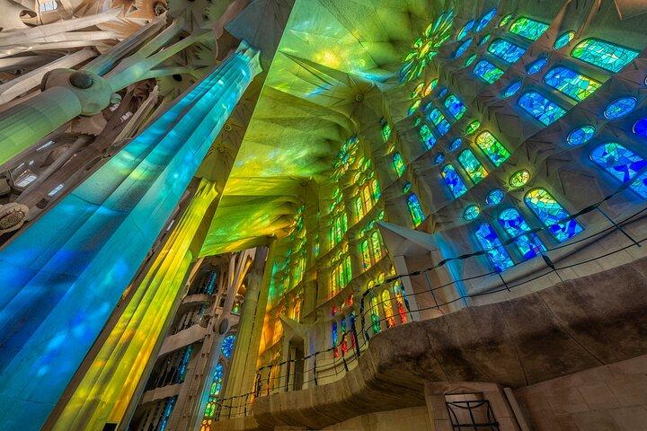 Sagrada Familia & Museo Visita Oficial