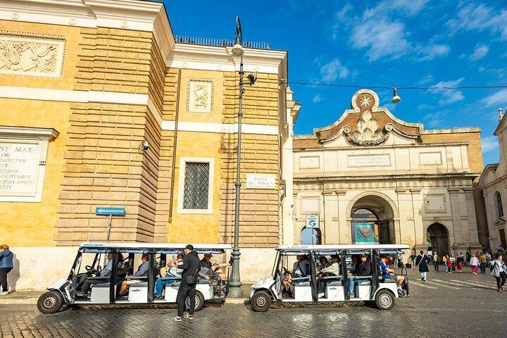 Recorrido guiado por Roma por la ciudad en carrito de golf con helado