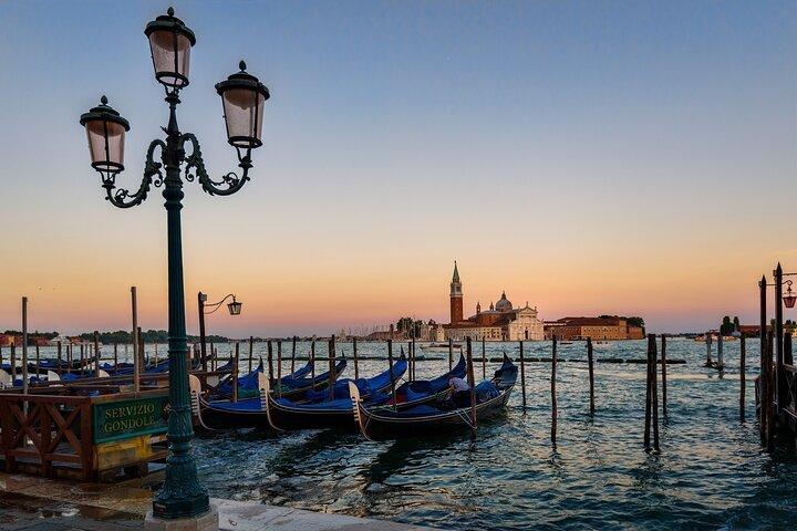 Gondola Private VIP Experience: Descubra a Cidade Flutuante