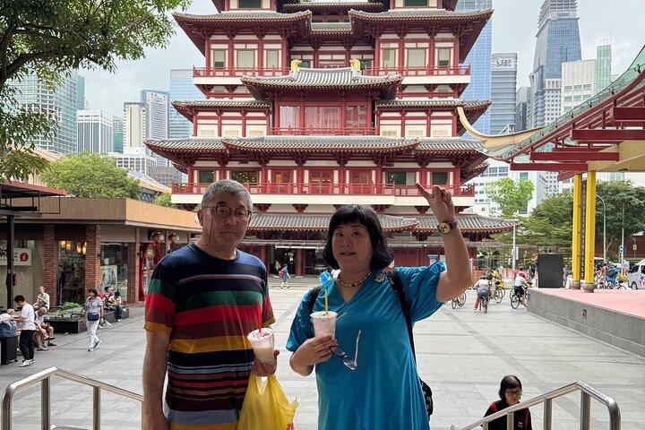 Singapore Spiritual Temple Walking Tour Experience