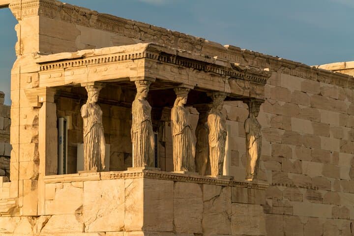 Private Acropolis and Museum Tour with Optional Plaka Walk