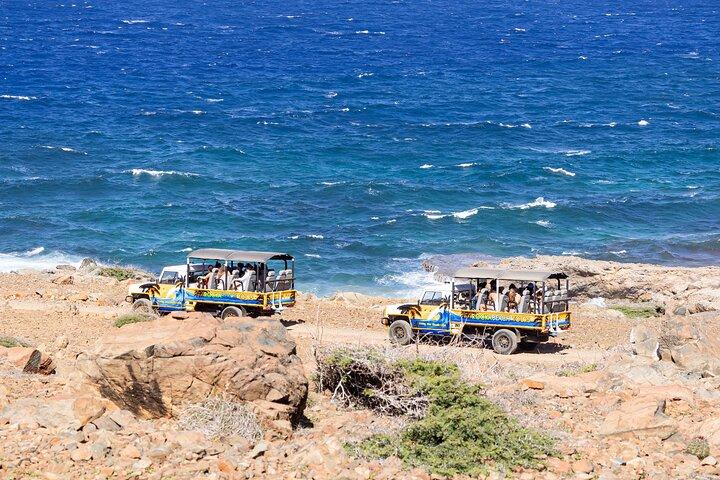 Aruba Safari Jeeptour en strandklifspringen