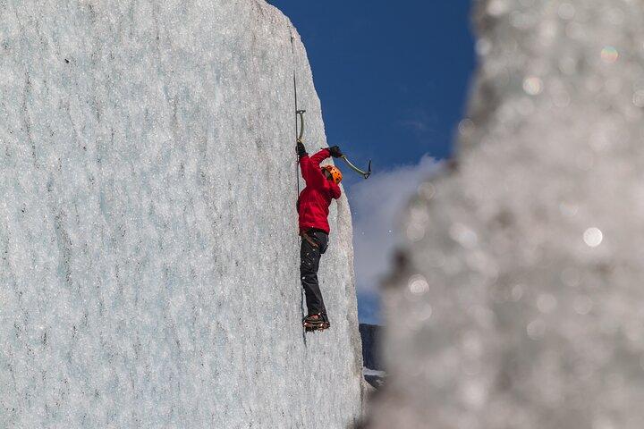 Helicopter Glacier Ice Climbing Tour