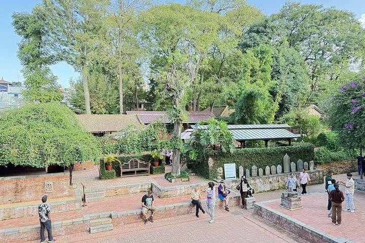 Half Day Budget Tour to Patan Durbar Square