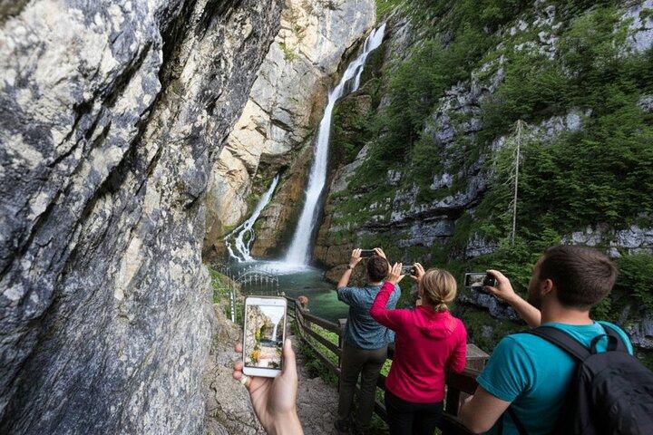 Dagtrip naar het meer van Bled Bohinj en de waterval van Savica vanuit Zagreb