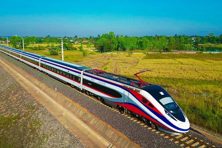 Bilhete de trem Laos e um tour em Vientiane