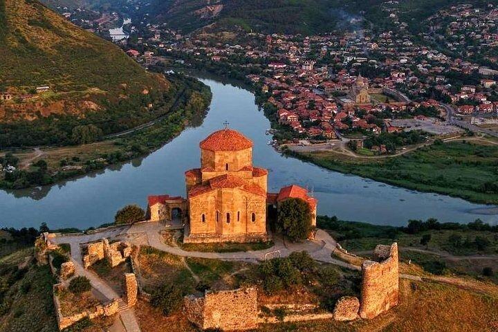 from TBILISI to Mtskheta, Jvari, Uplistsikhe, Stalins museum