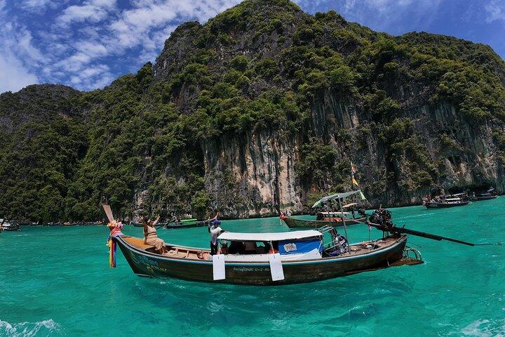 Phi Phi Islands Premium Speedboot Avontuurlijke Dagtour vanuit Phuket