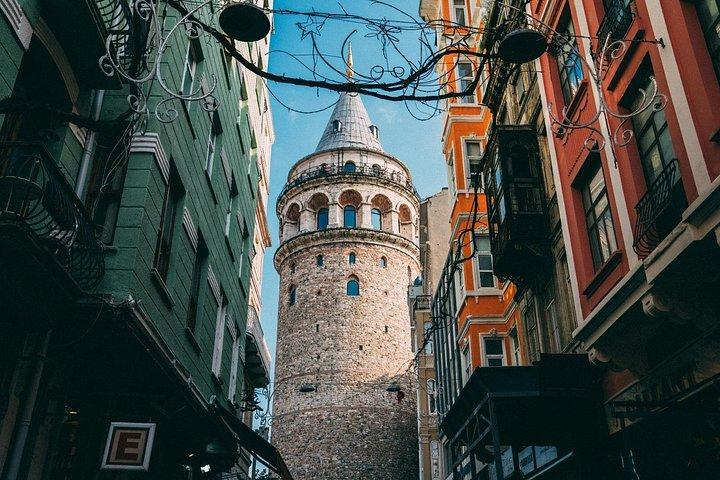Istanbul Evening Street Food Tour: Karaköy, Pera and Taksim