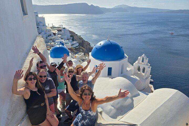 Santorini, Diseñado Por Ti: Tu Obra Maestra de la Isla Privada.
