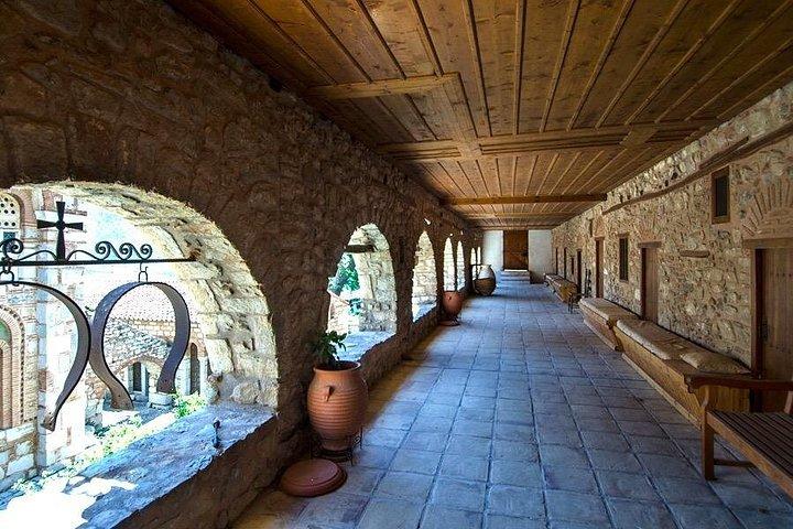 From Athens: Delphi Meteora Thermopylae 2 Days Private Tour