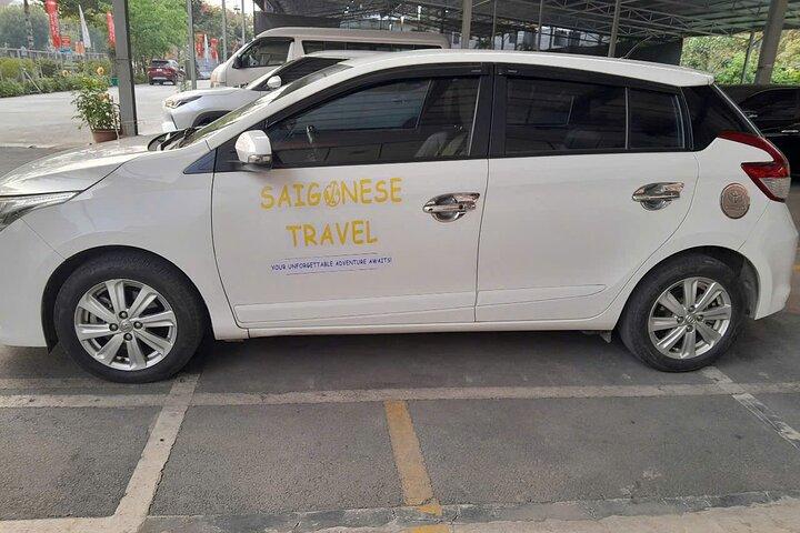Mezza giornata di noleggio auto privato con conducente