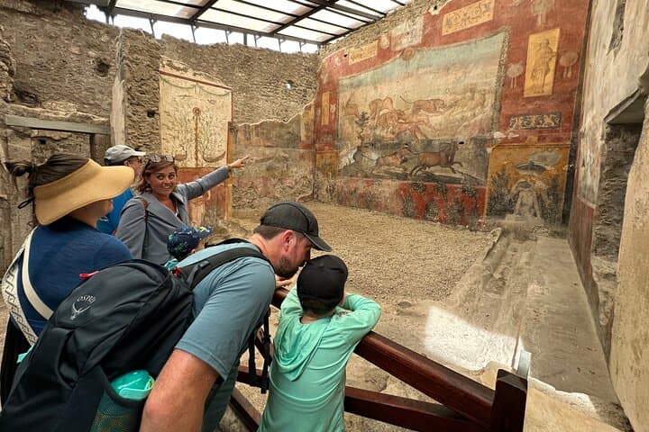 Skip the Line Guided Tour of Pompeii Led by an Archaeologist