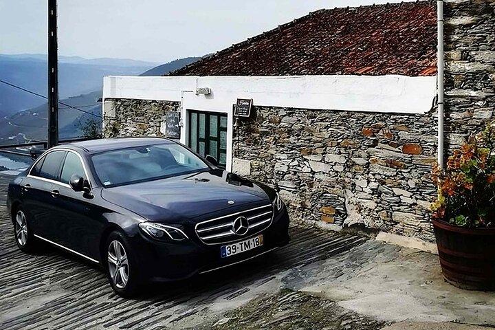 Transfer vom Flughafen Porto nach Braga oder Guimarães Hotels