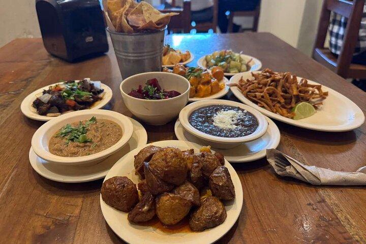 Merida Flavors After Dark: Tour de Snacks e Bebidas Locais