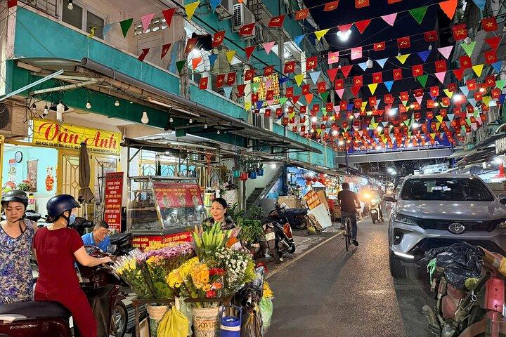 Ho Chi Minhstad: Lokale food tour per scooter met veganistische optie
