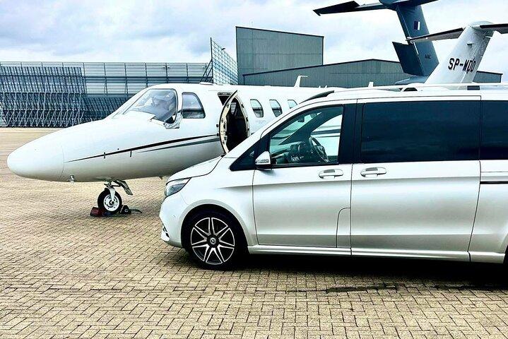 Pick Up from Gatwick Airport to London