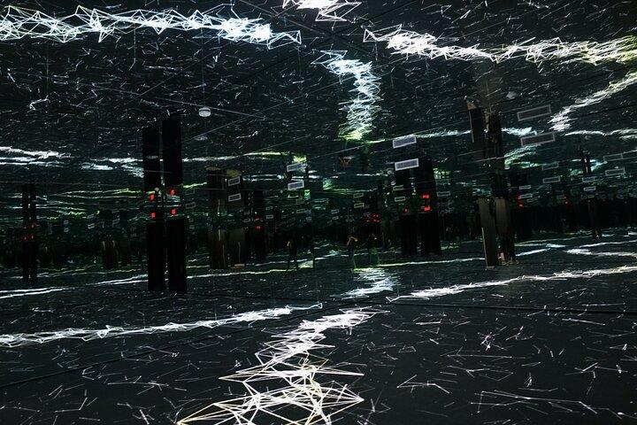 Infinity Museum Las Vegas: Immersive Mirror and Light Experience