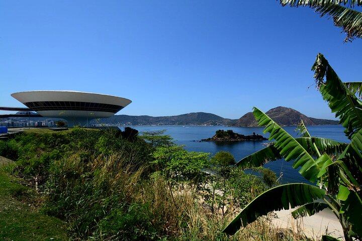 Visita à cidade de Niterói e MAC Niemeyer Museum