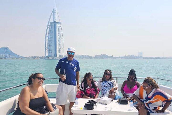 Luxusyachtcharter: Dubai Marina, Atlantis The Palm & Burj Al Arab