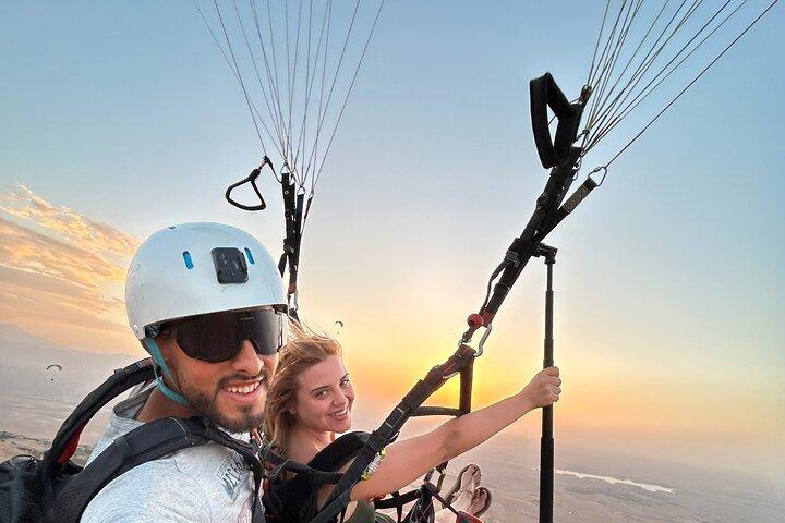 Marrakech fly Paragliding Tandem Flight over Agafay Desert
