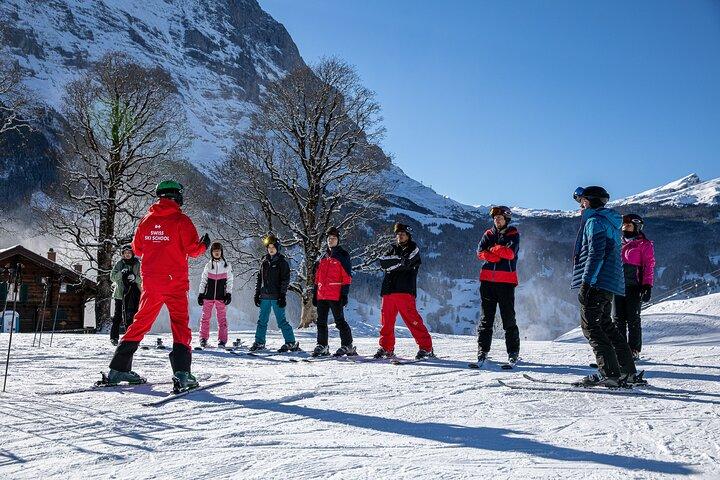 Nachmittags-Anfängerpaket Skifahren in Interlaken