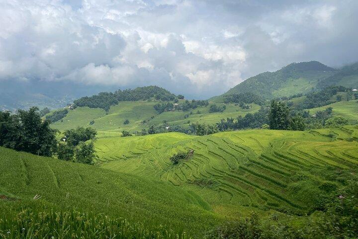 Visita guiada privada a la cascada y pueblo de Sa Pa