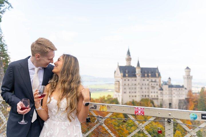 Bryllups- og portrætfotografering for par på Neuschwanstein Slot