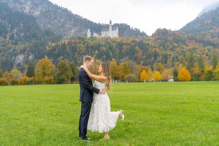 Bryllups- og portrætfotografering for par på Neuschwanstein Slot