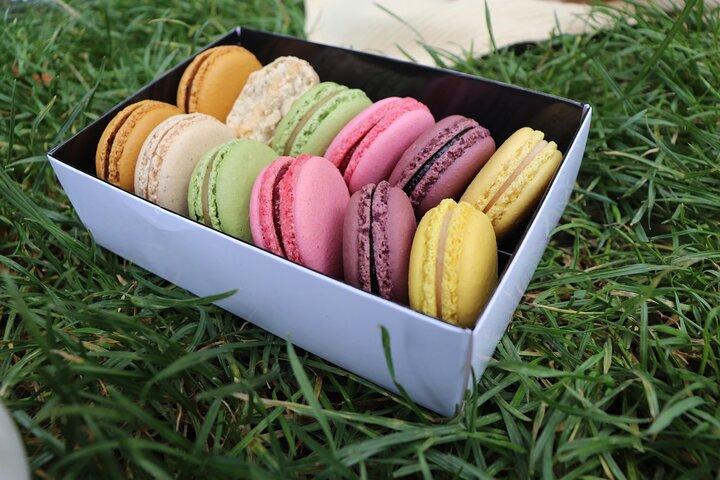 Parijs Macaron Bakken activiteit in een echte patisserie
