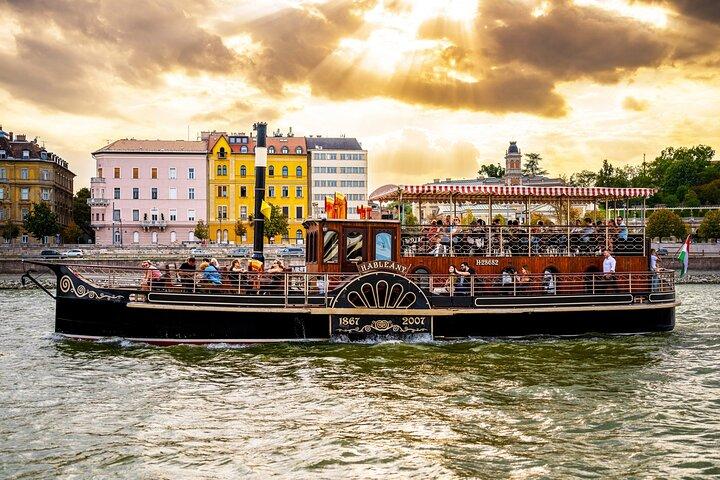 Budapest Paddle Steamer Donau kryssning med Tokaj & Audio Guide