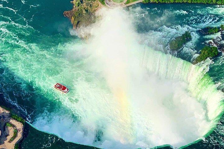 Niagara Falls Day Tour, cruzeiro de barco e viagem por trás das Cataratas