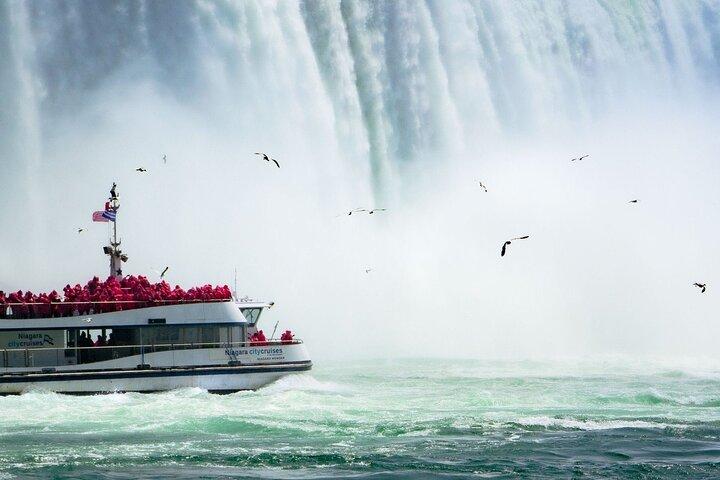 Niagara Falls Day Tour, cruzeiro de barco e viagem por trás das Cataratas