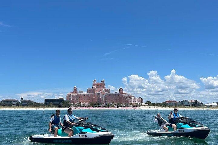 St. Pete 2 - Aventure guidée en jet ski | Dolphins, Îles