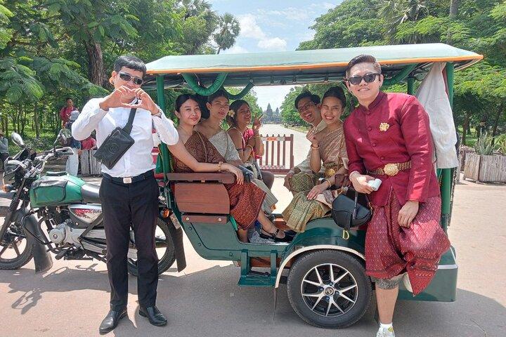Tour privato di Angkor Wat da Tuk Tuk con autista parlante Inglese