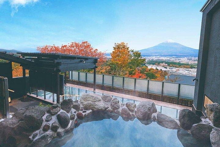 富士山スキー＆温泉体験1日ツアー