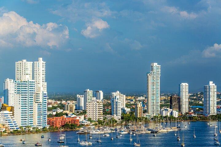 Cartagena City Tour with San Felipe Castle and Emerald Museum